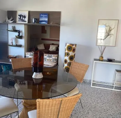 Claire Front De Superbe Vue Bassin