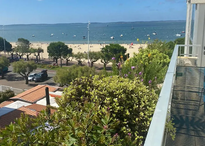 Claire Front De Superbe Vue Bassin Lejlighed Arcachon